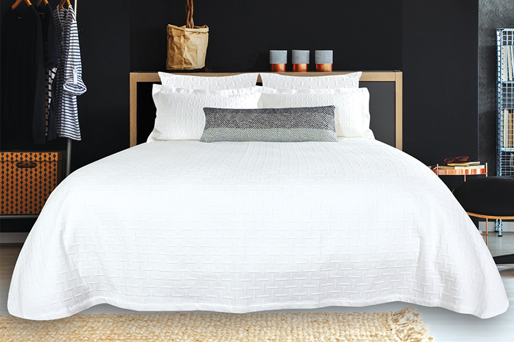 Quilts & Coverlets